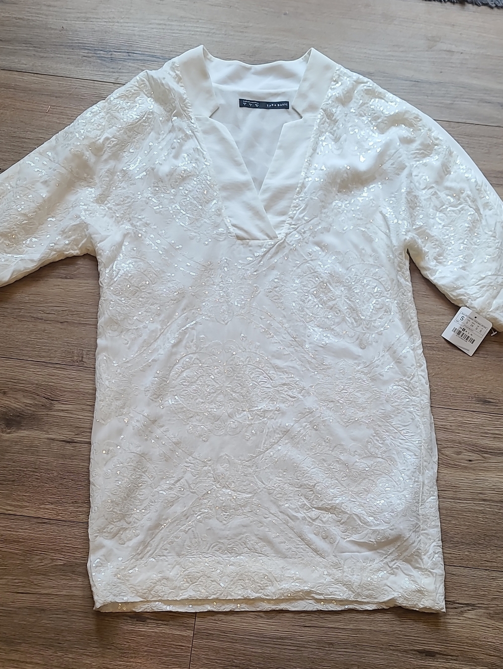 NWT White Dress ZARA kaftan, Sequins, Chic and Stylish Outfit S